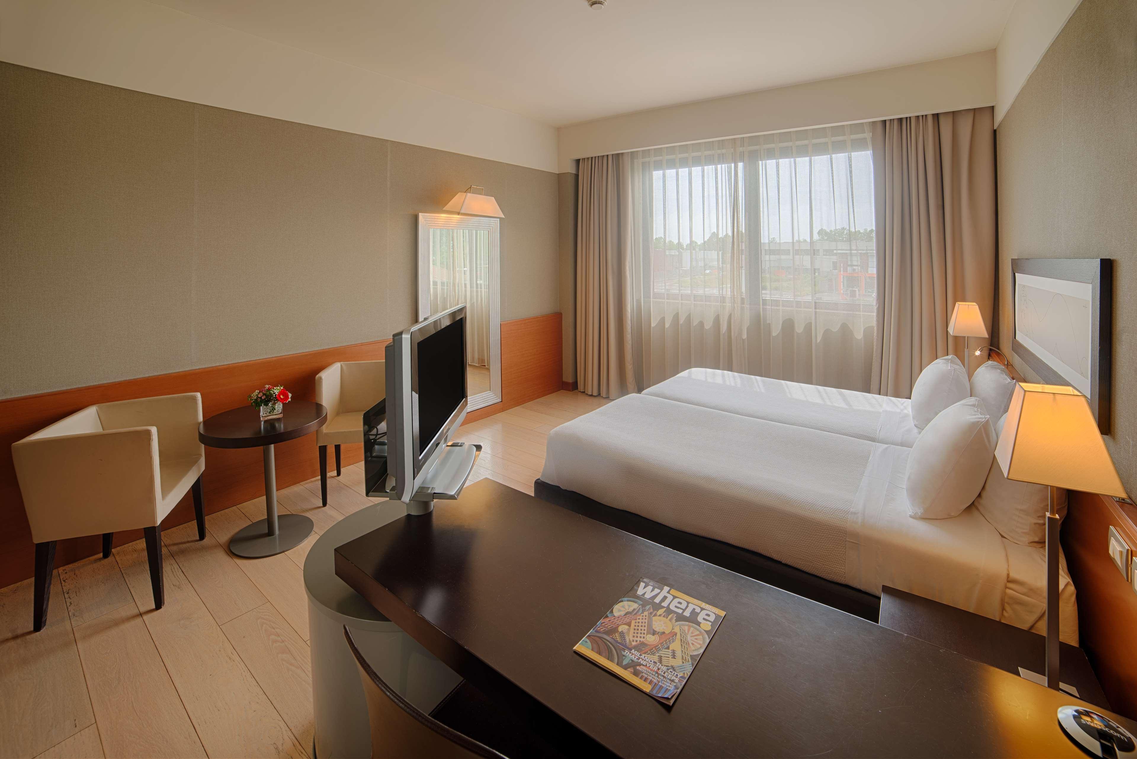 Hotel Nh Linate Peschiera Borromeo Exteriér fotografie