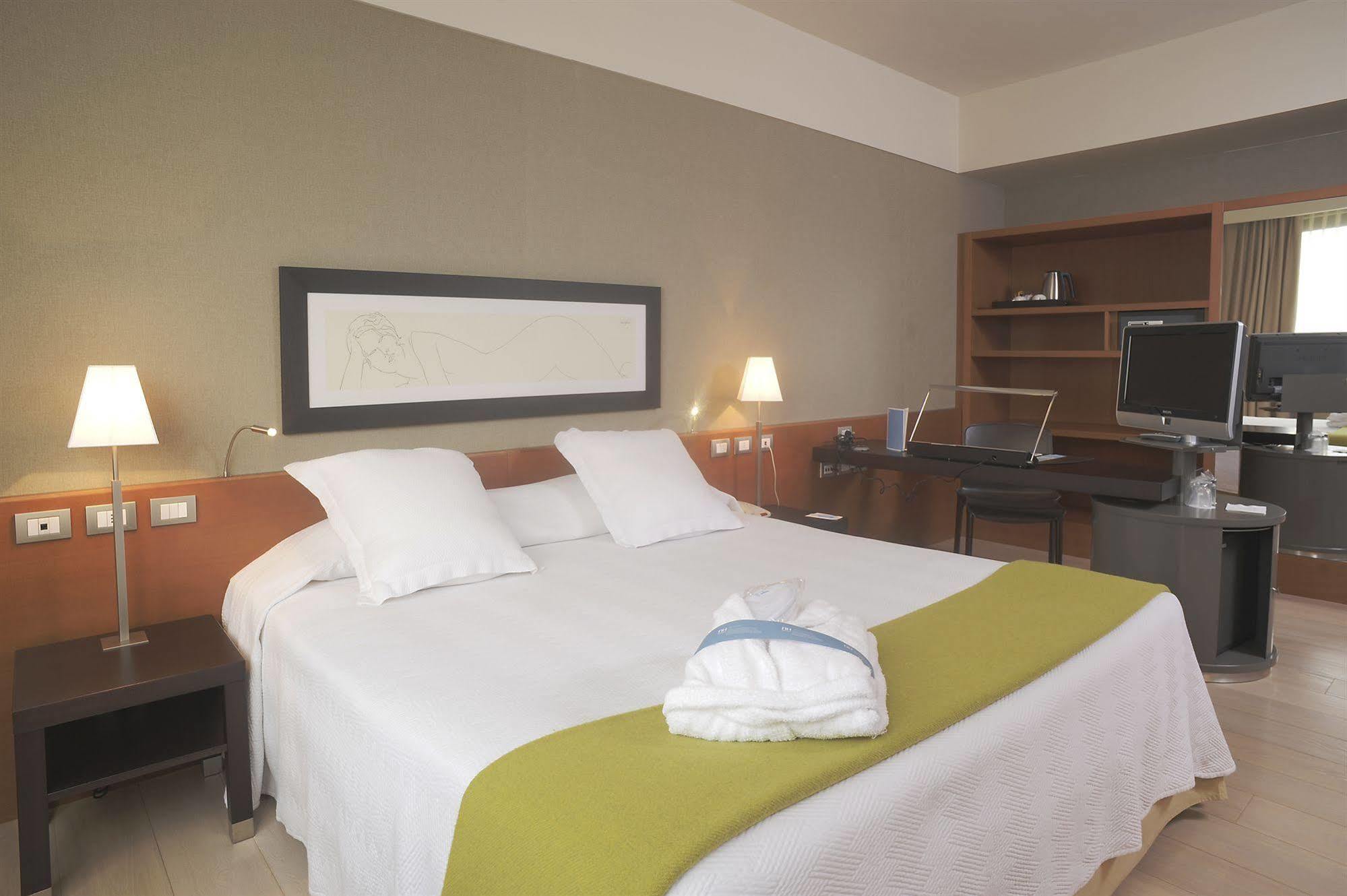 Hotel Nh Linate Peschiera Borromeo Exteriér fotografie